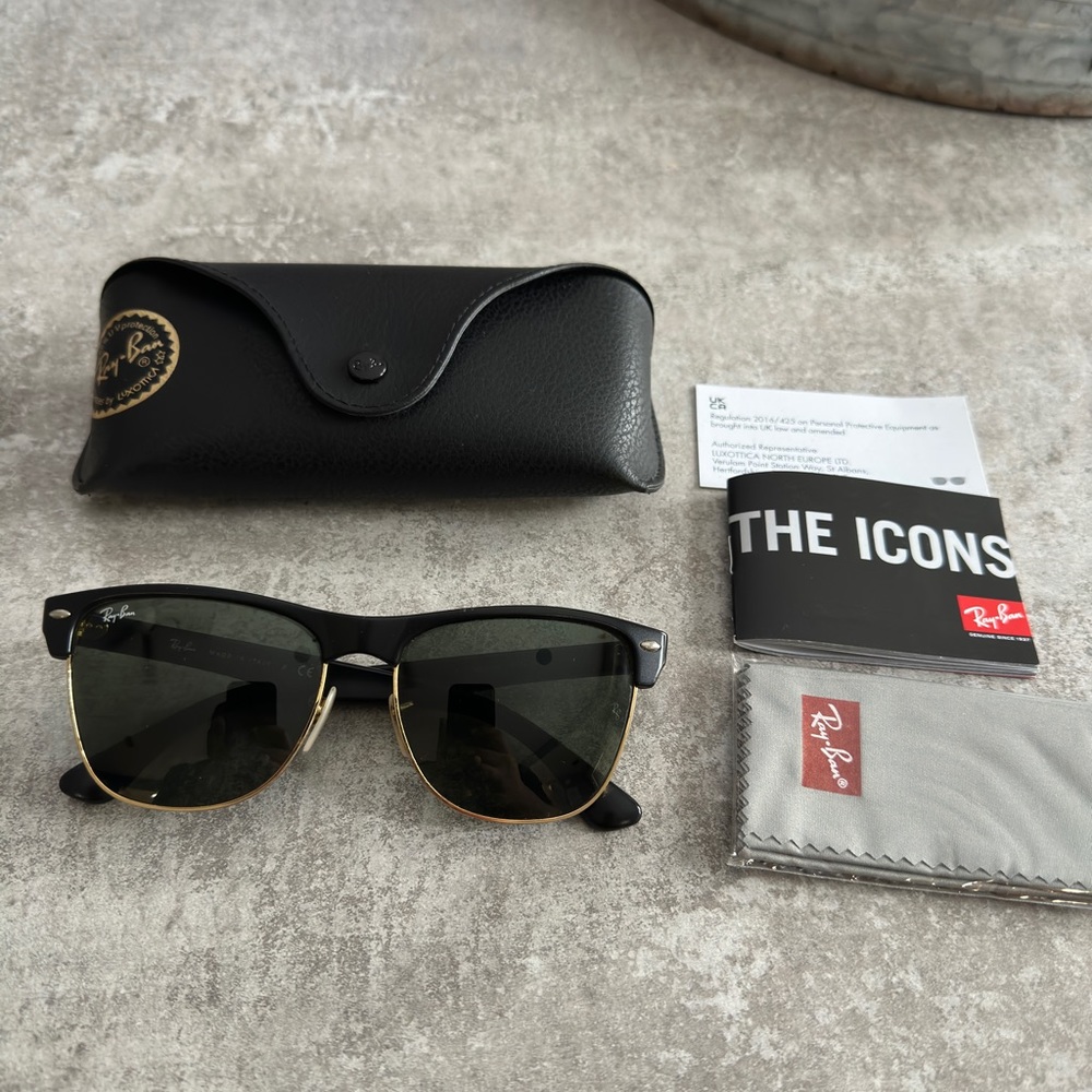 Like new RayBan Clubmasters